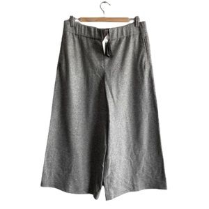 MASSIMO DUTTI | cropped grey pants